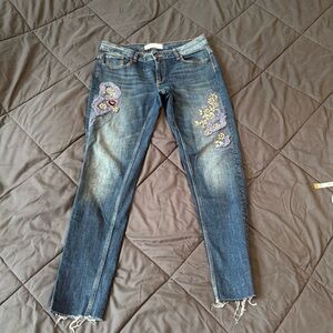Zara Jeans Distressed Embroidered Style